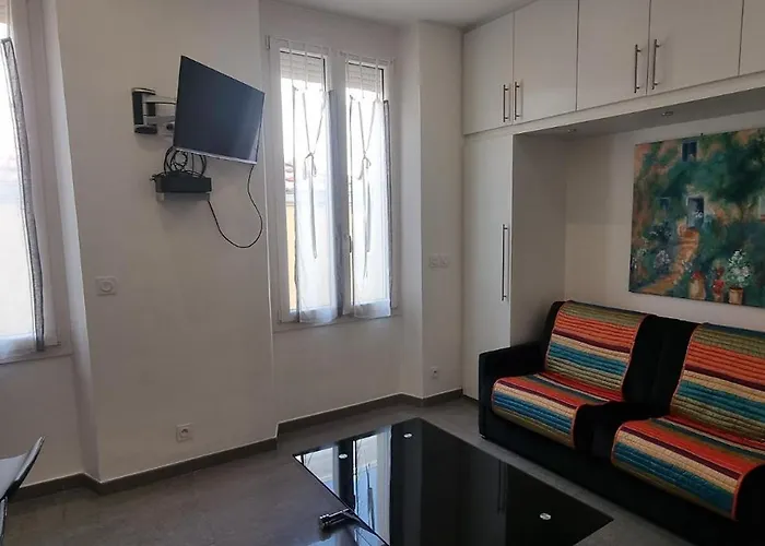 One Bedroom Andre